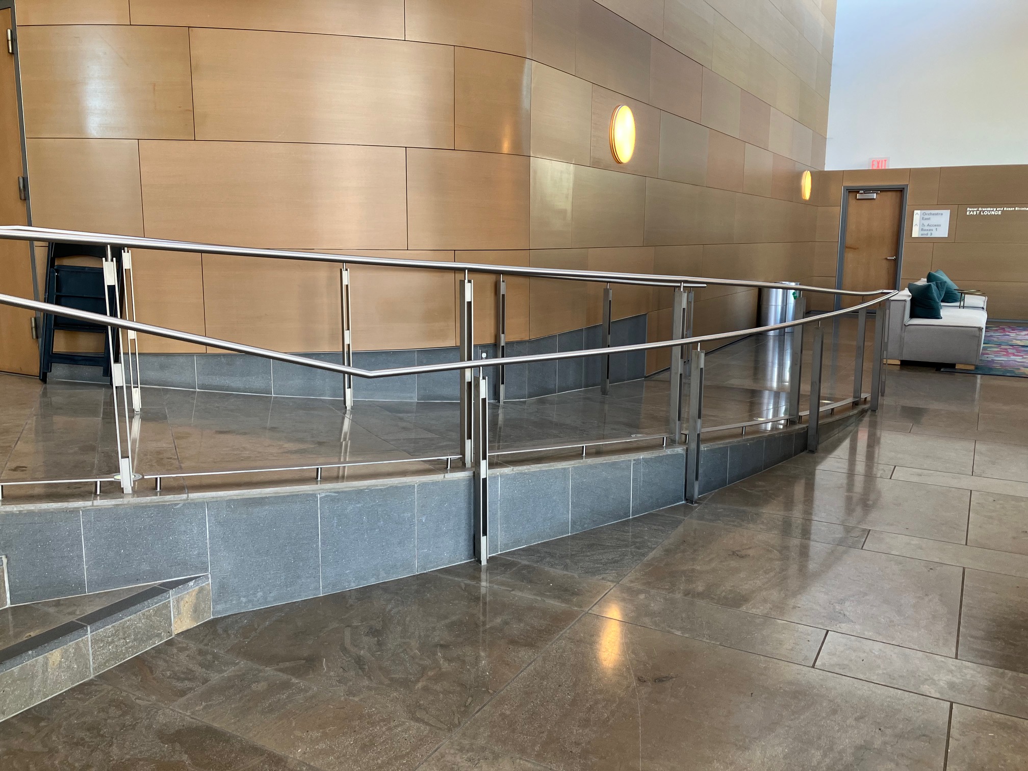 A ramp from the East Lounge of the Broad Stage lobby provides step-free access to the auditorium.